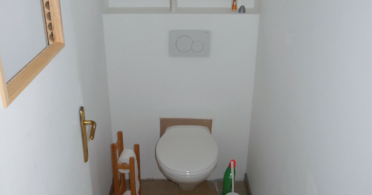Rénovation de toilette - avant - Marek Rénovation